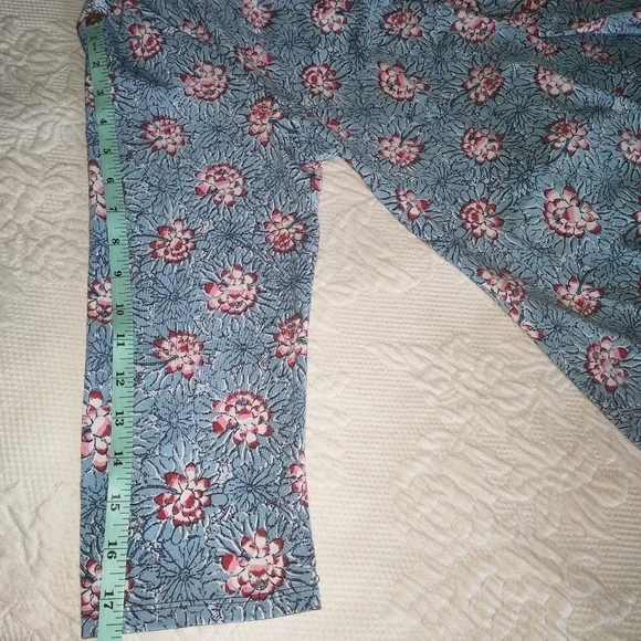 Max Studio Knee Length Wrap Blue Floral Dress Size XL - Picture 8 of 9